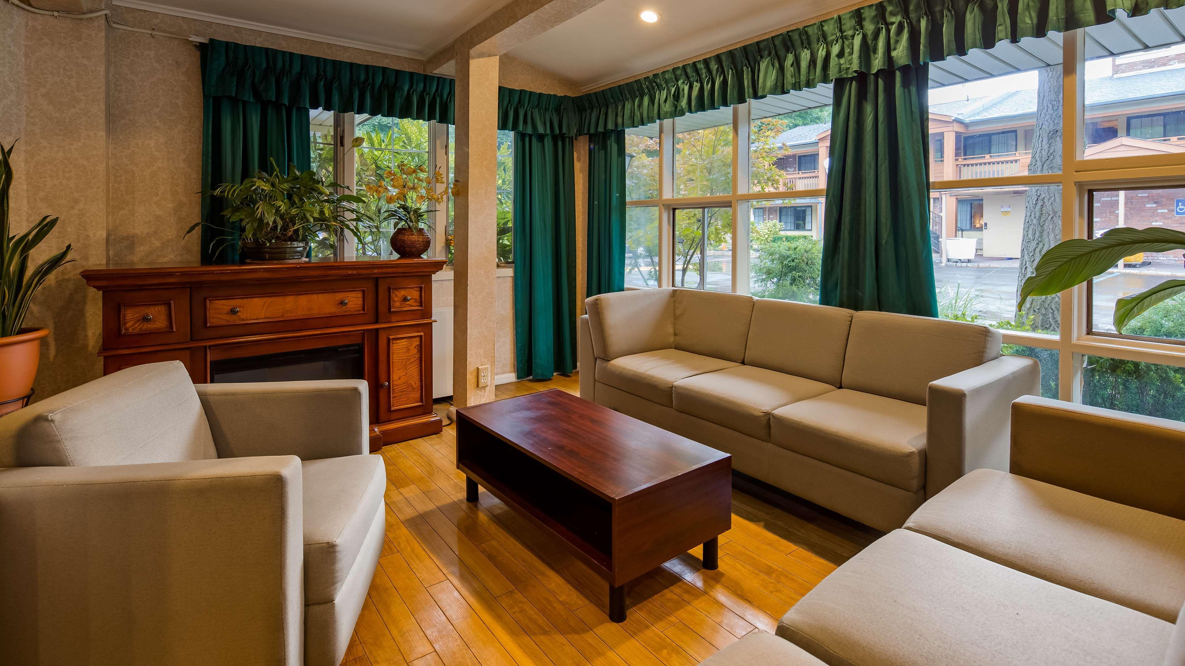 Surestay Plus By Best Western Woodbury Inn Exteriör bild