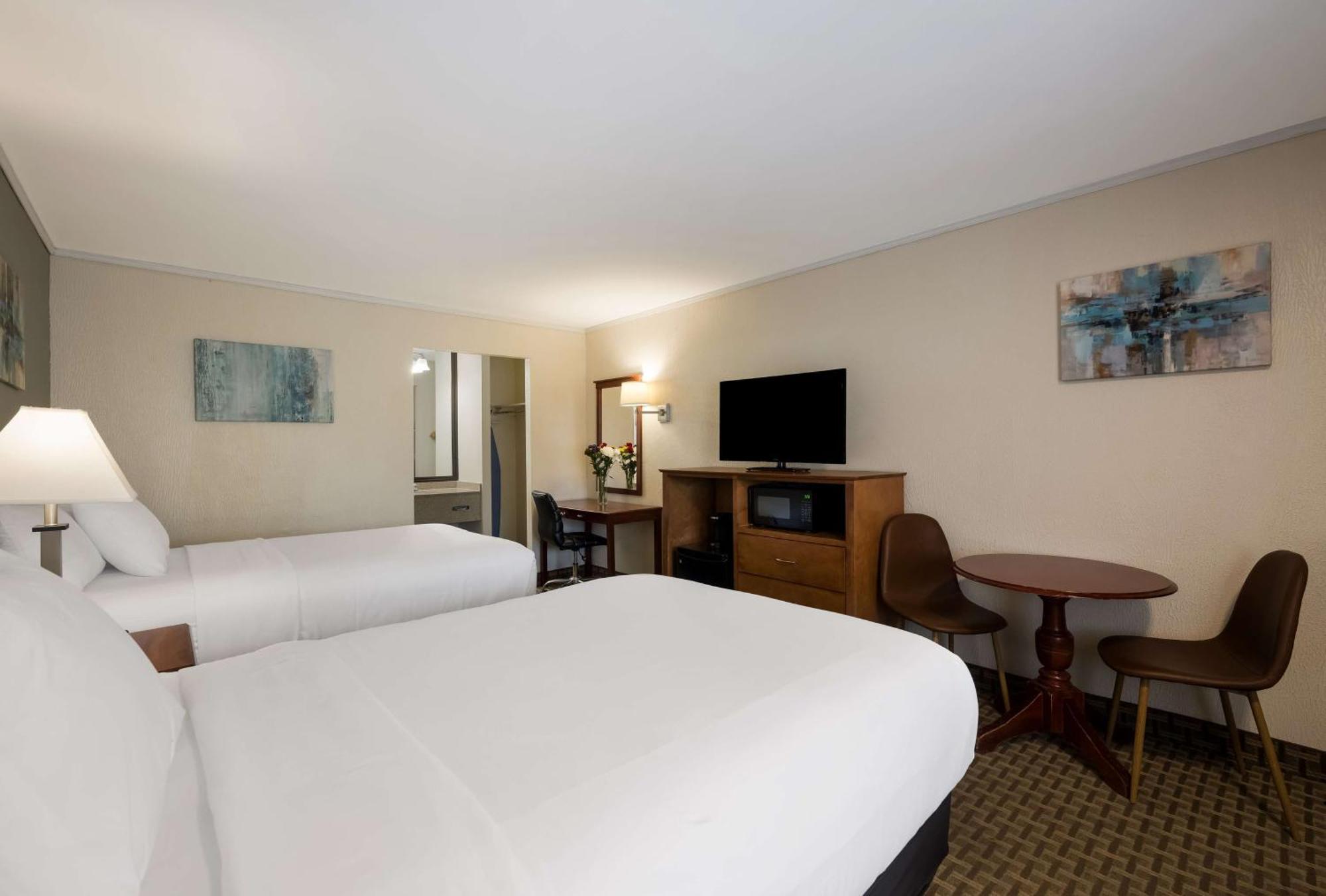 Surestay Plus By Best Western Woodbury Inn Exteriör bild