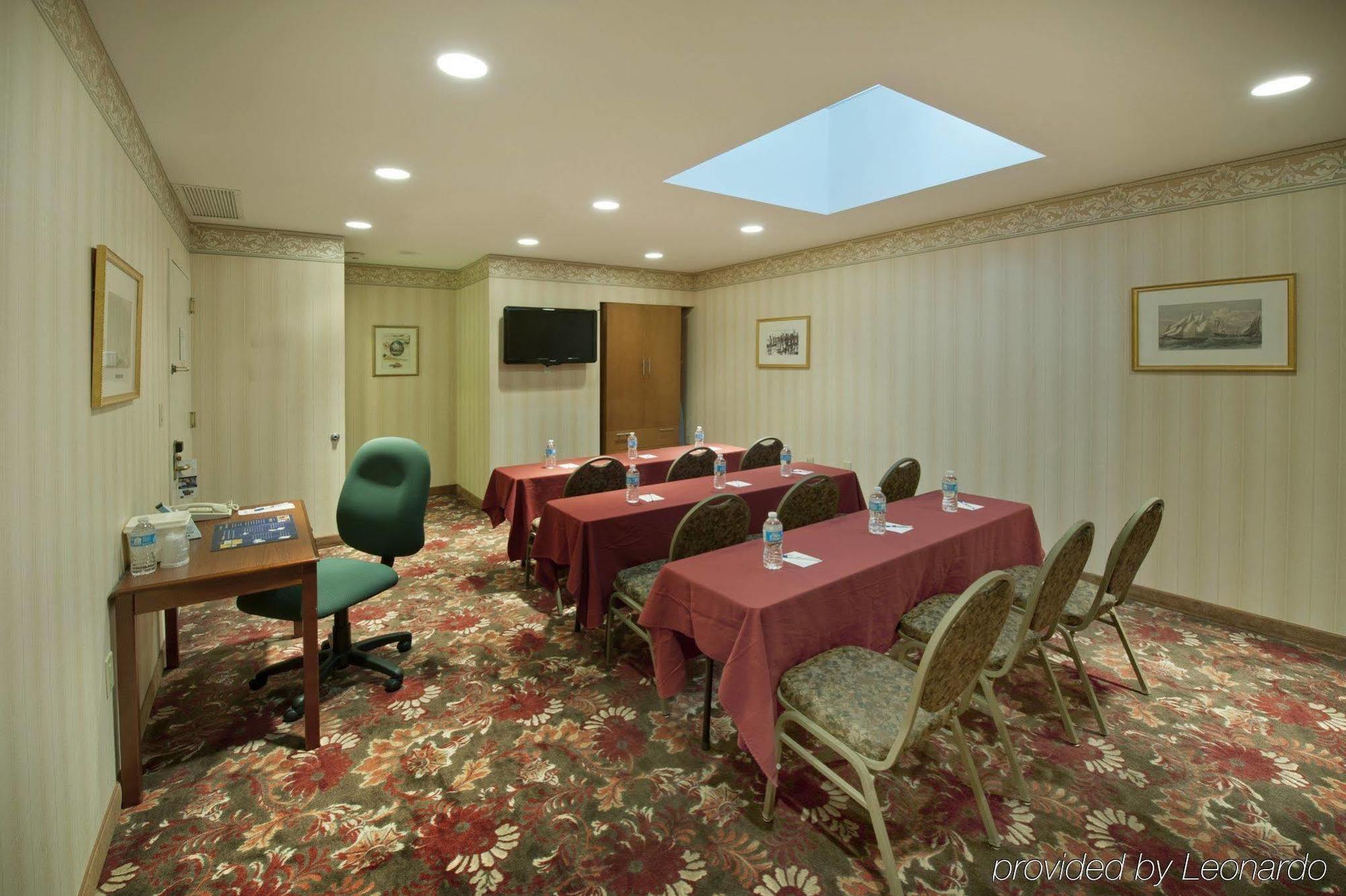 Surestay Plus By Best Western Woodbury Inn Business bild